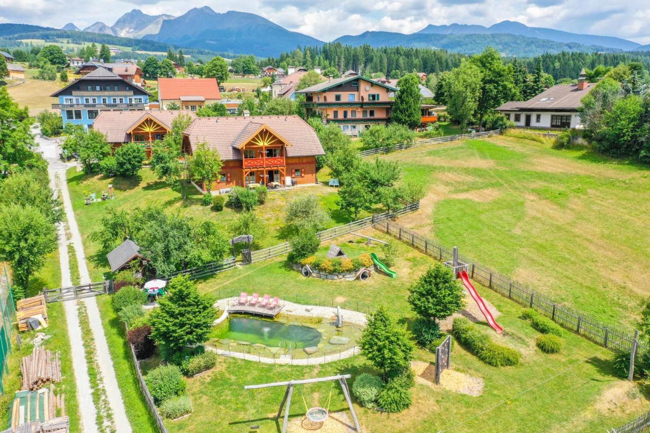 Familien-Appartements Oerglwirt'S Gut Mariapfarr Exteriér fotografie